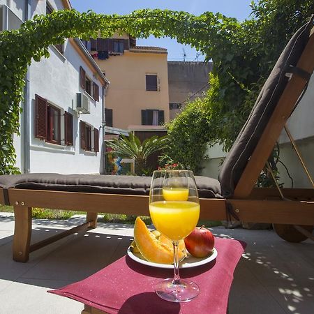 City Center Apartment Kadena Сплит Екстериор снимка