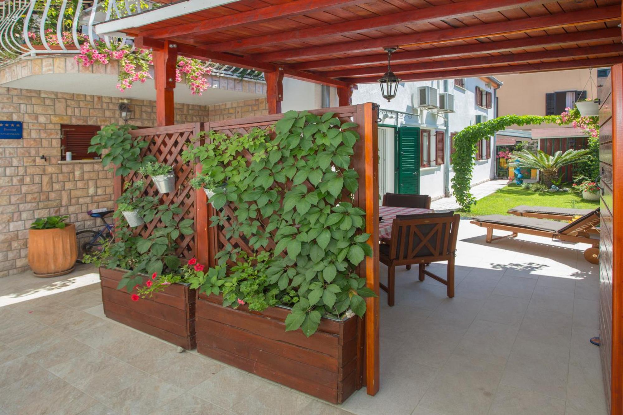 City Center Apartment Kadena Сплит Екстериор снимка