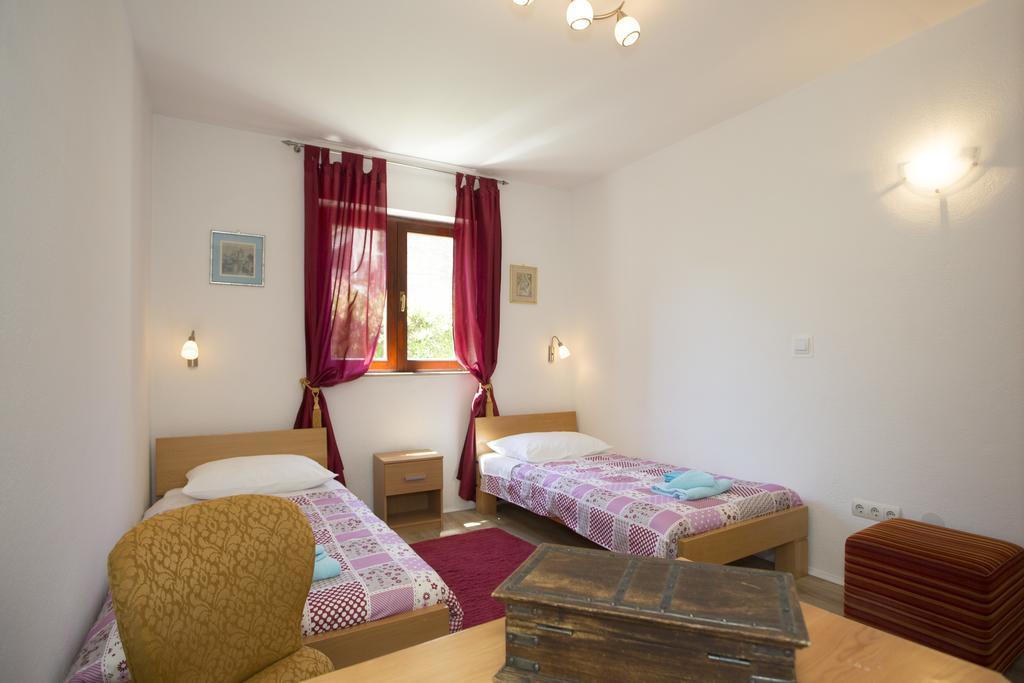 City Center Apartment Kadena Сплит Екстериор снимка