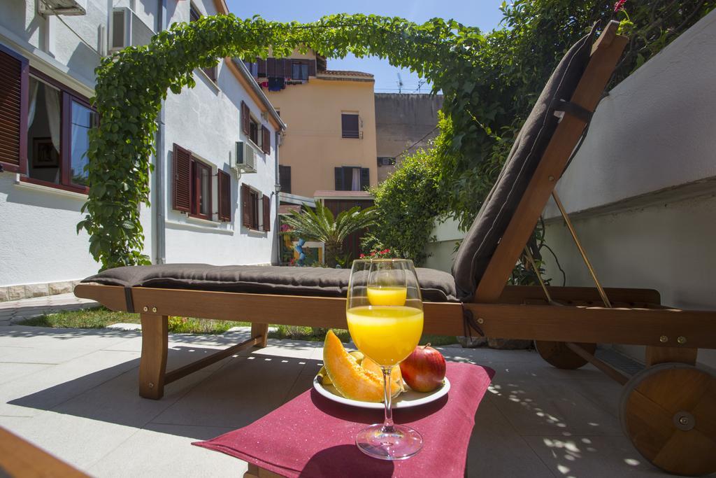 City Center Apartment Kadena Сплит Екстериор снимка