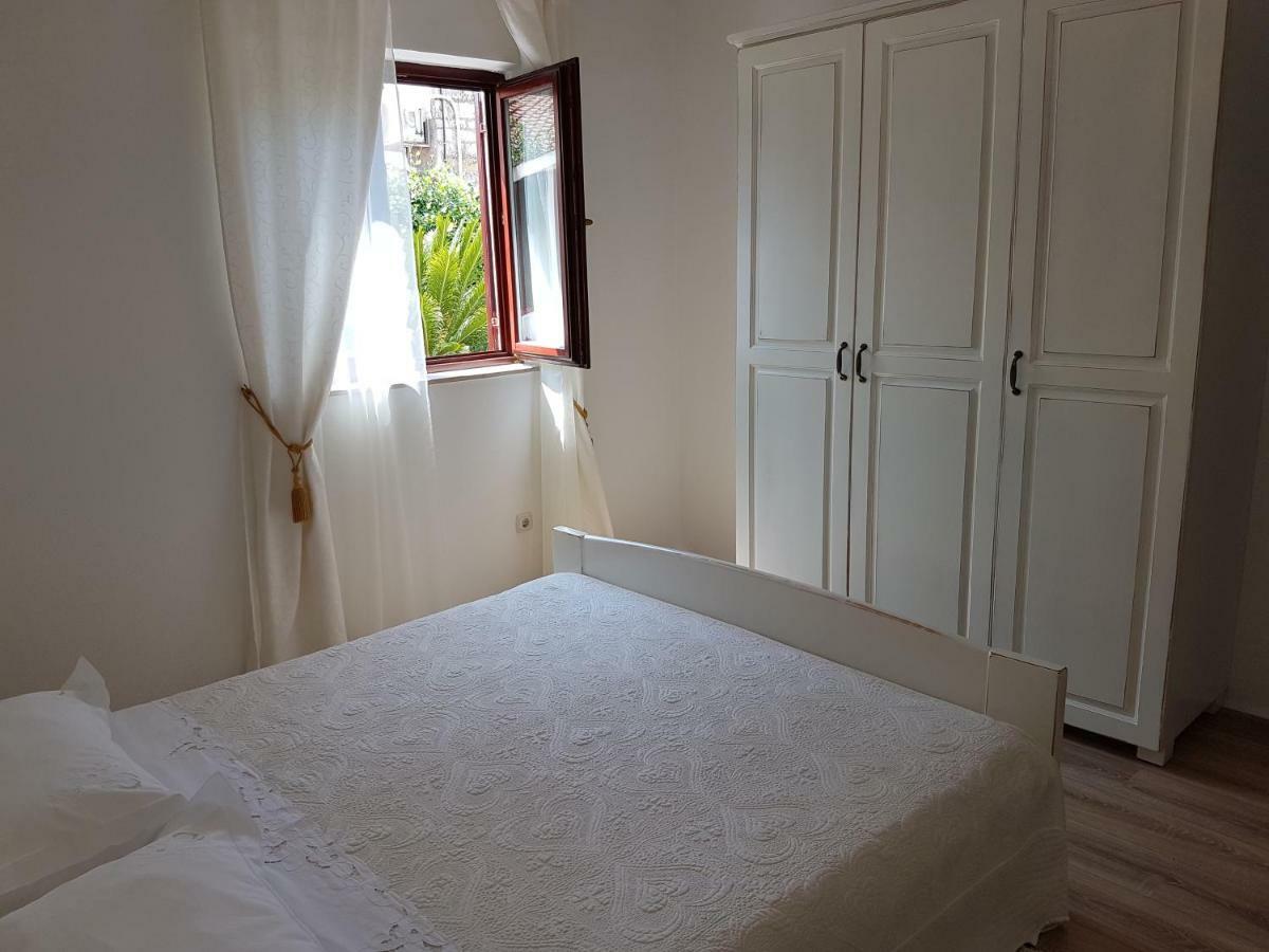 City Center Apartment Kadena Сплит Екстериор снимка
